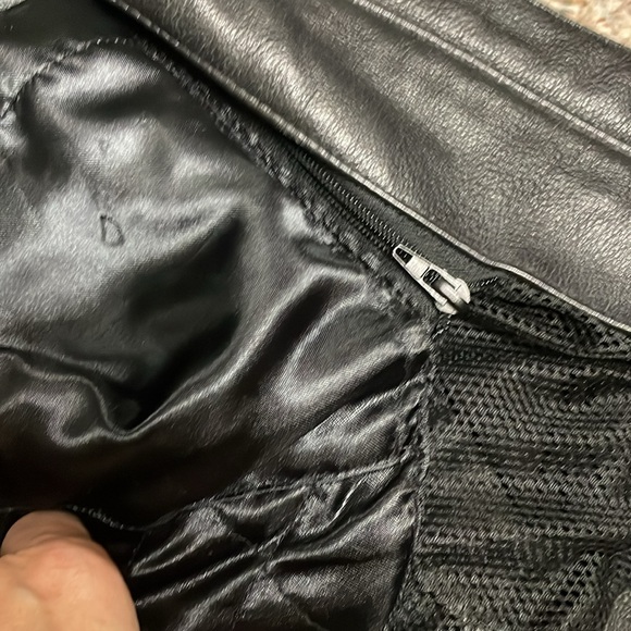 Vintage leather motorcycle jacket - Picture 12 of 14